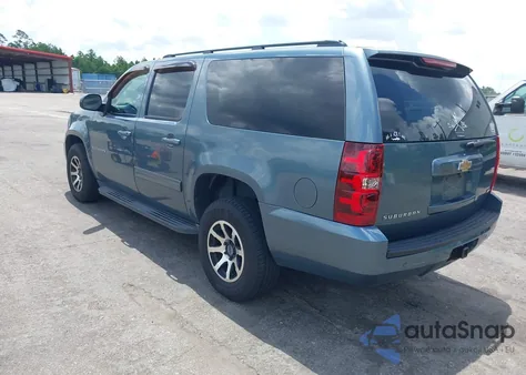 2010 Chevrolet Suburban 1500 Ls from USA, damaged, VIN 1GNUKHE38AR221668